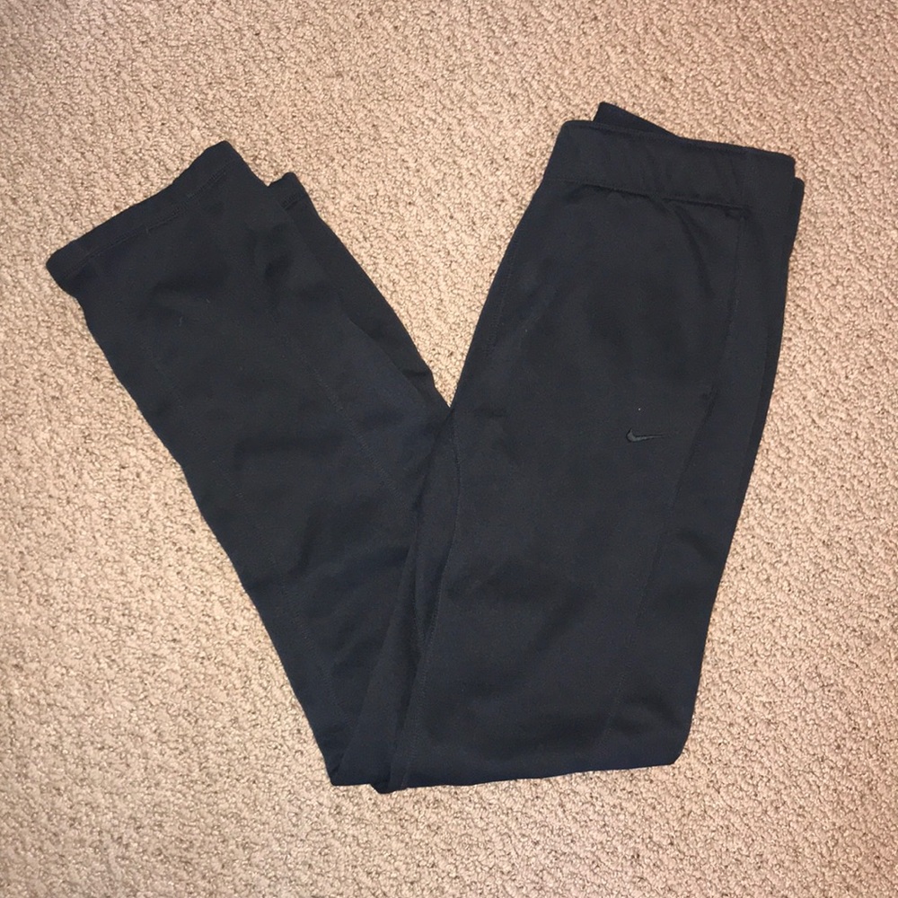 Nike therma-fit jogger sweatpants